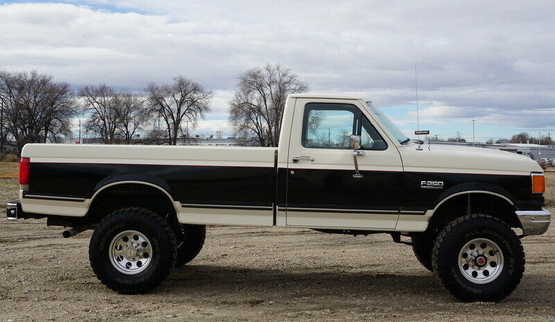 1989 Black & White Ford F-250 Standard Cab Pickup