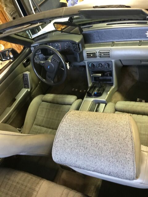 1989 White Ford Mustang Convertible