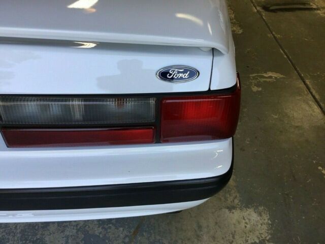 1989 White Ford Mustang Convertible