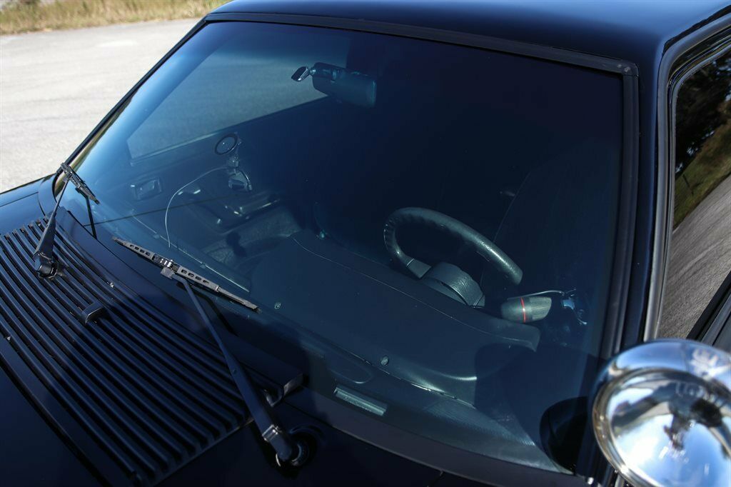 1989 Black Ford Mustang 2d Coupe