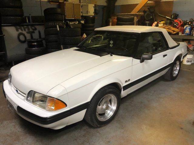 1989 White Ford Mustang Convertible