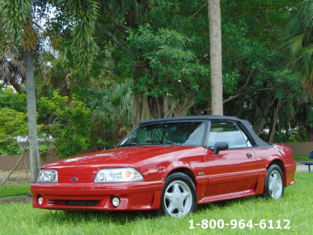 1989 Red Ford Mustang