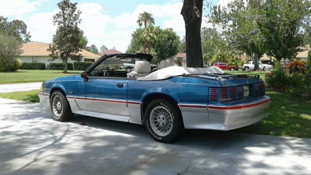 1989 Blue/Silver Ford Mustang Convertible