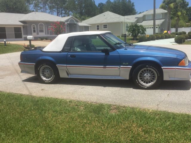 1989 Blue/Silver Ford Mustang Convertible