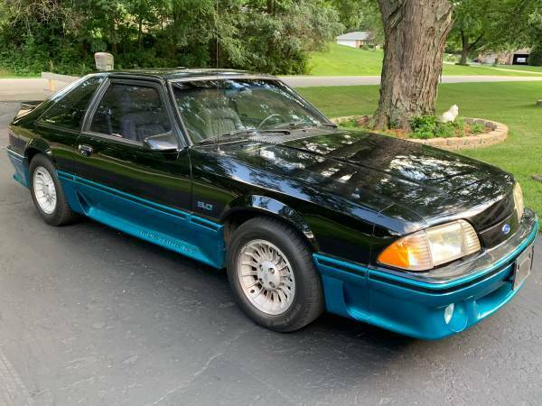 1989 Black Ford Mustang Hatchback