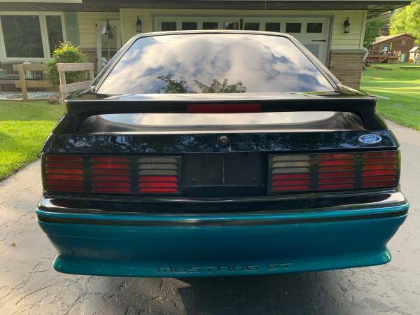 1989 Black Ford Mustang Hatchback