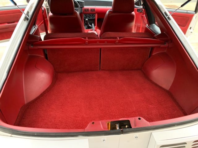 1989 White Ford Mustang Coupe