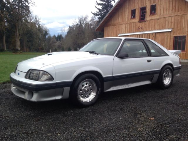 1989 Ford Mustang
