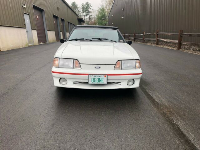 1989 White Ford Mustang Convertible