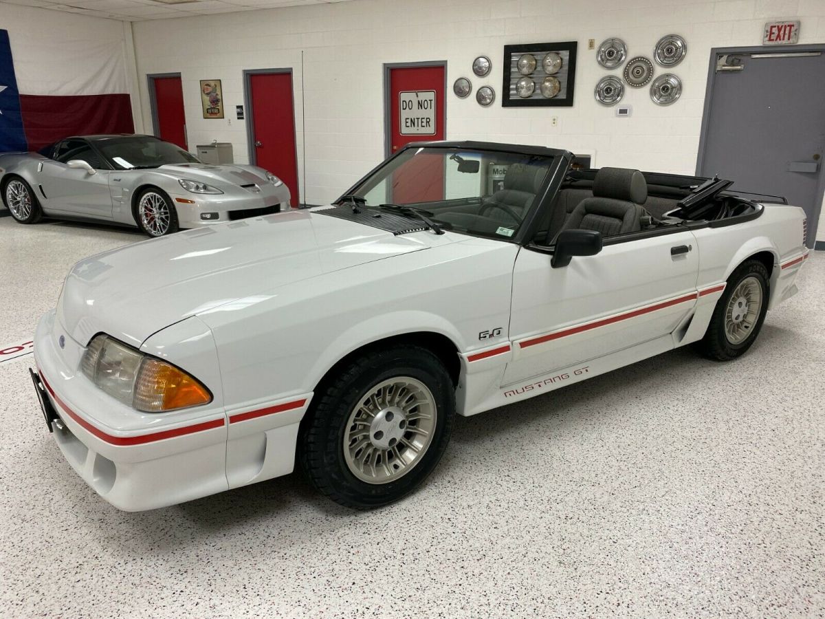 1989 White Ford Mustang Convertible