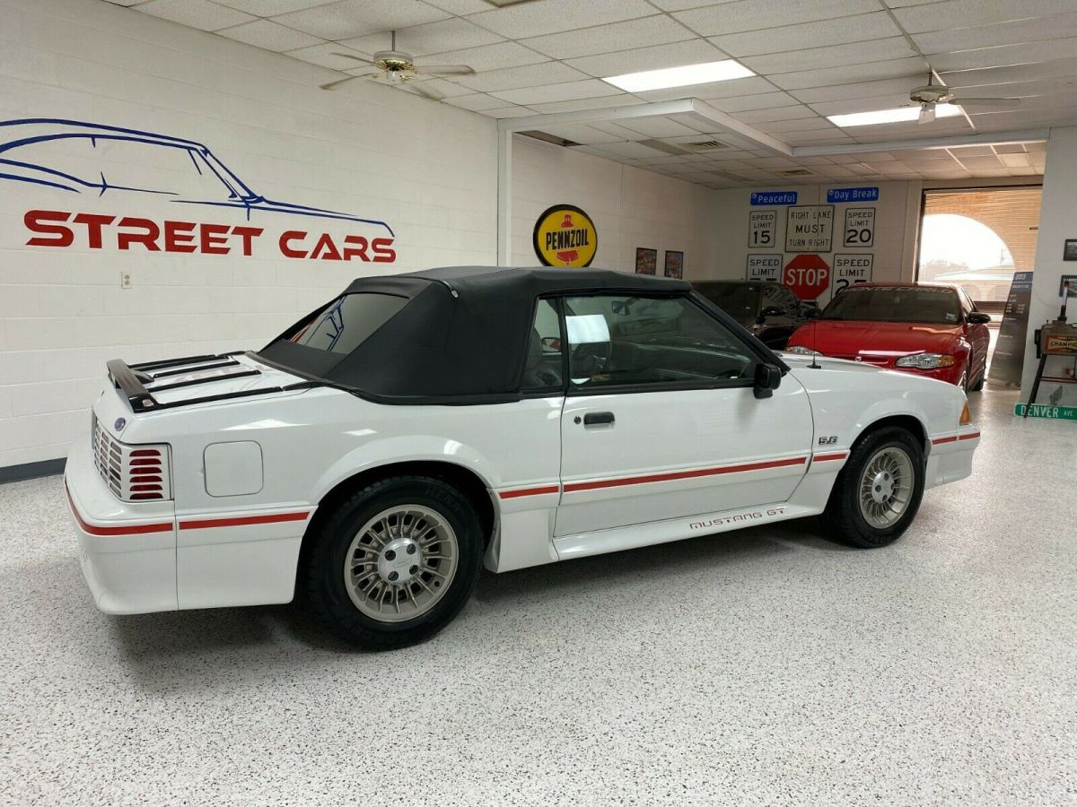 1989 White Ford Mustang Convertible
