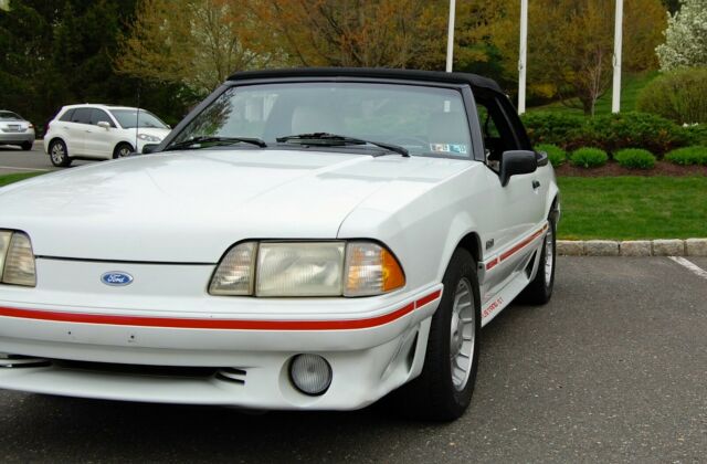 1989 White Ford Mustang Convertible