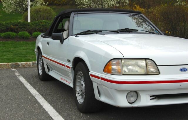 1989 White Ford Mustang Convertible