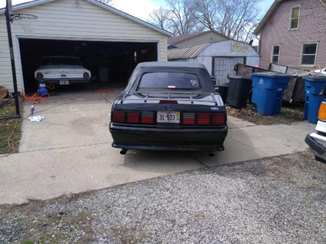 1989 Black Ford Mustang Coupe