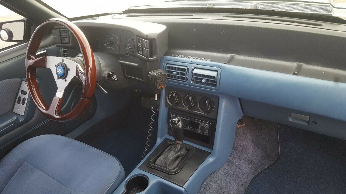 1989 Black Ford Mustang Coupe
