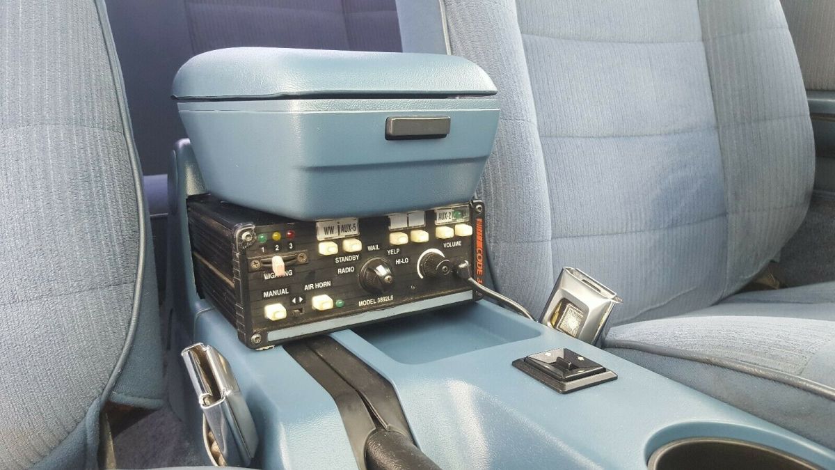 1989 Black Ford Mustang Coupe