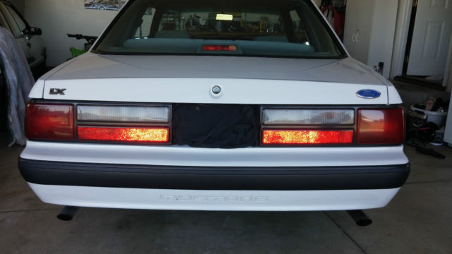 1989 Smoke Gray Ford Mustang Sedan