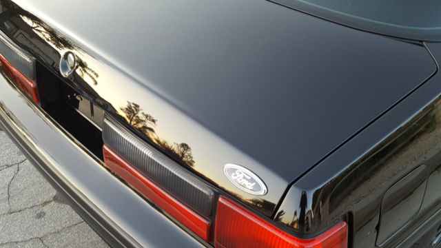 1989 Black Ford Mustang Sedan