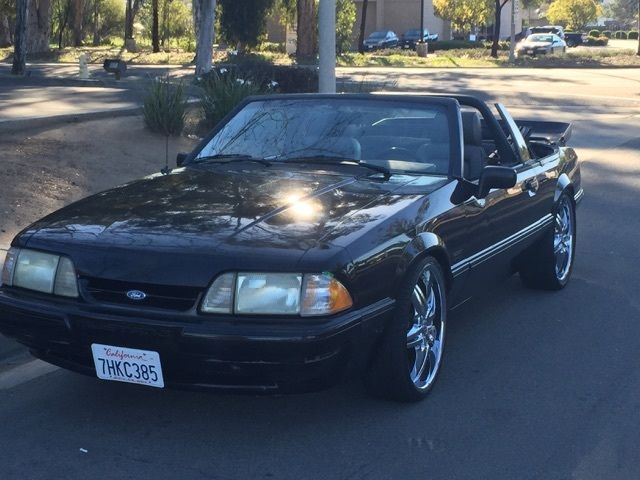 1989 Black Ford Mustang