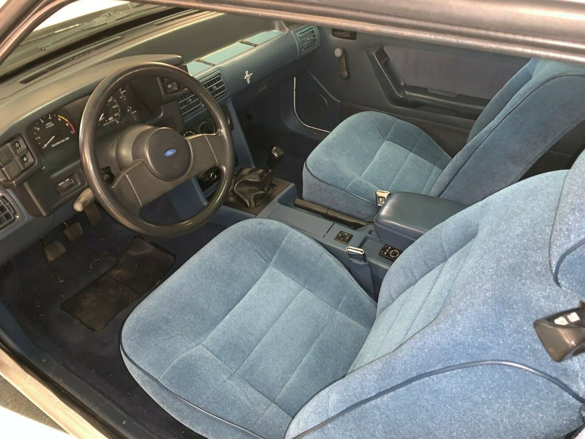 1989 Ford Mustang Coupe