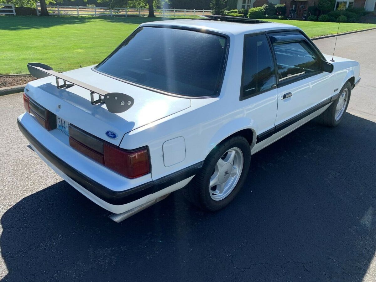 1989 Ford Mustang Coupe