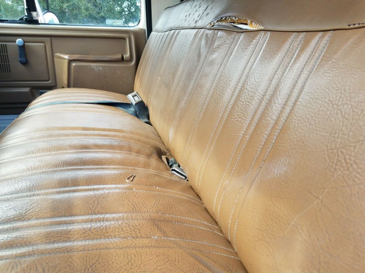 1989 Ford Other Straight Truck - Medium Conventional