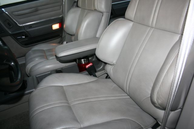 1989 Gray Ford Taurus Sedan