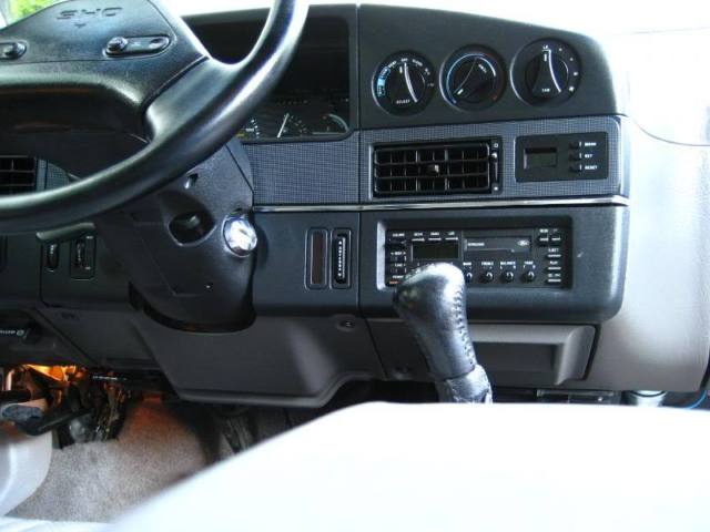 1989 Gray Ford Taurus Sedan