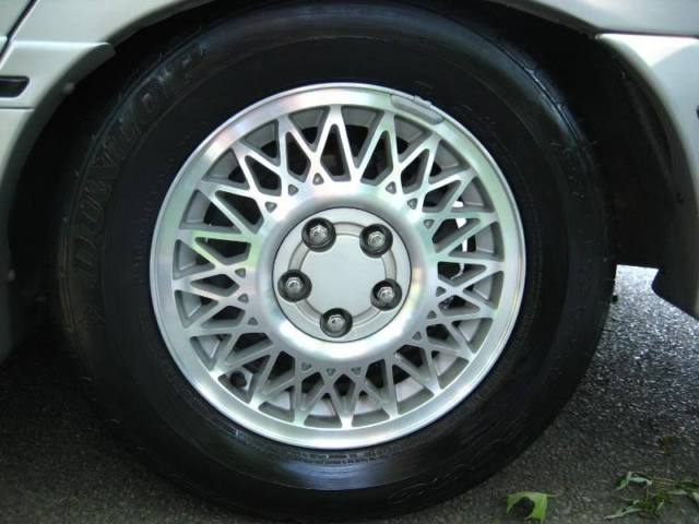 1989 Gray Ford Taurus Sedan