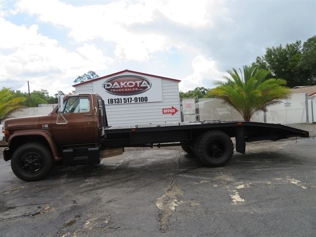 1989 Brown GMC C7 --
