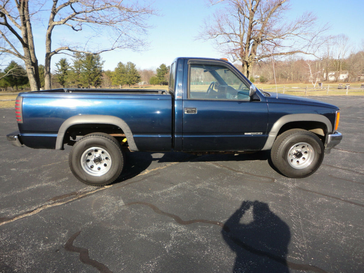 1989 Blue GMC Sierra 1500 Standard Cab Pickup