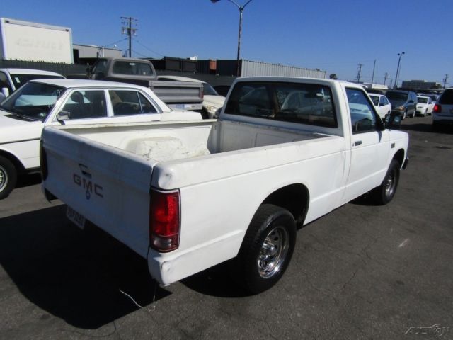 1989 White GMC S-15 Pickup Truck
