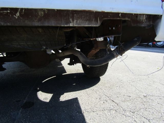 1989 White GMC S-15 Pickup Truck