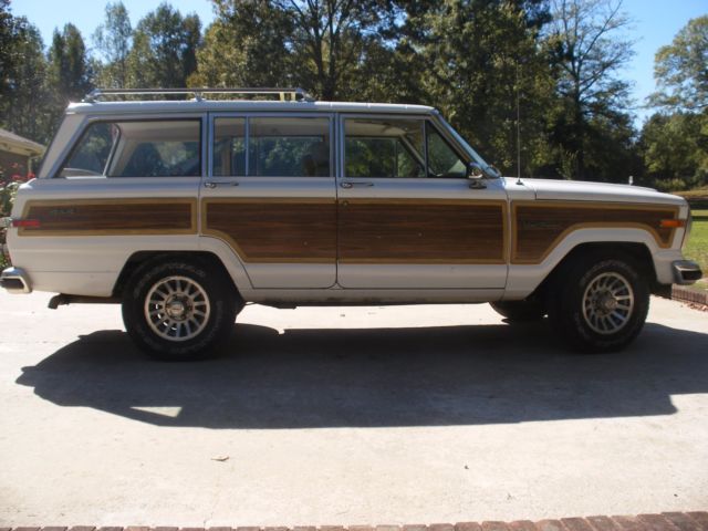 1989 Jeep Wagoneer Wagon