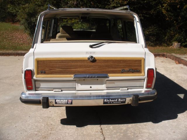 1989 Jeep Wagoneer Wagon