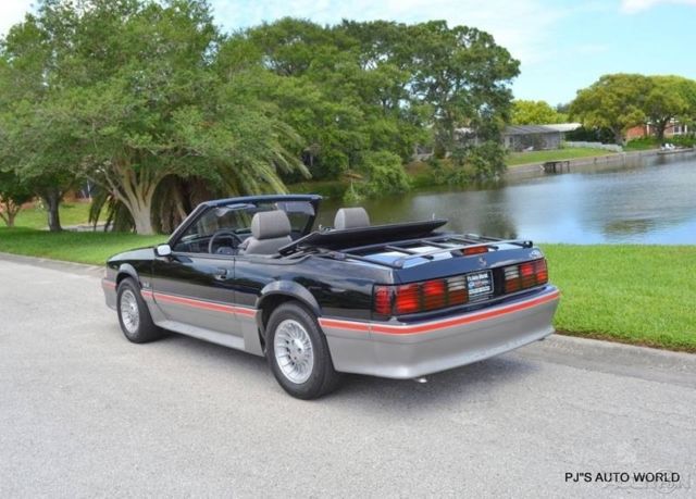 1989 Black Ford Mustang