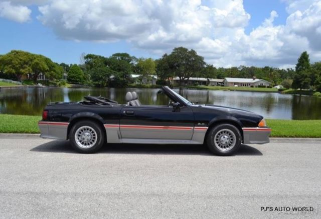 1989 Black Ford Mustang