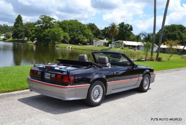 1989 Black Ford Mustang