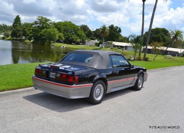 1989 Black Ford Mustang