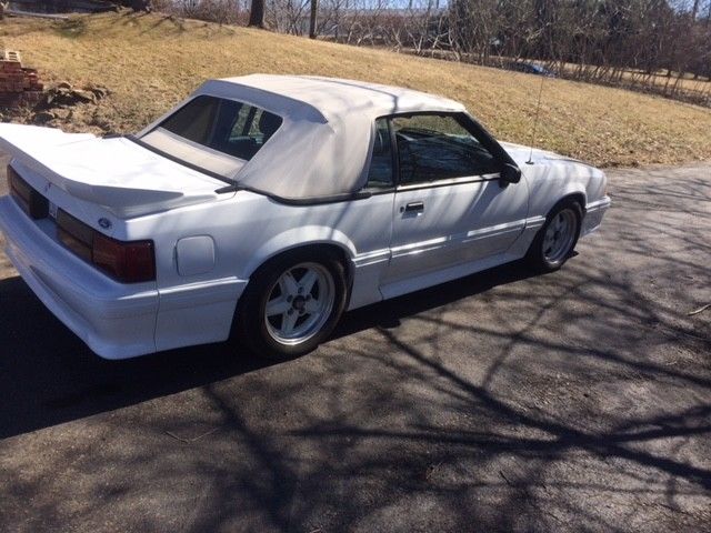 1989 White Ford Mustang Convertible