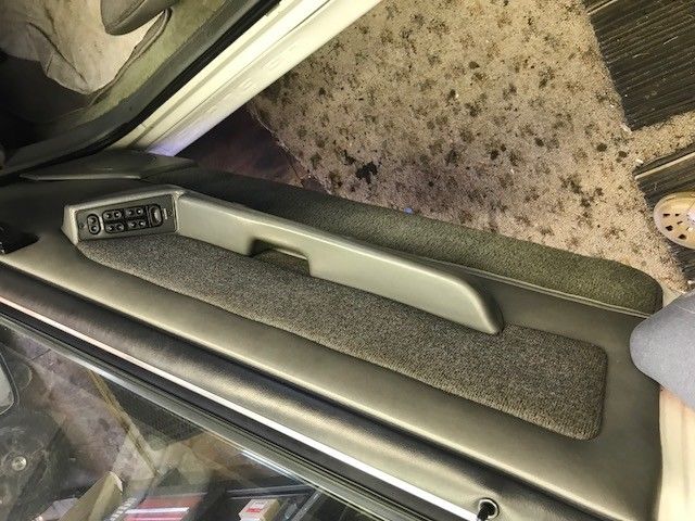 1989 White Ford Mustang Convertible