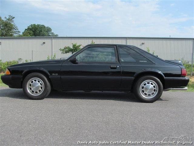 1989 Black Ford Mustang Hatchback