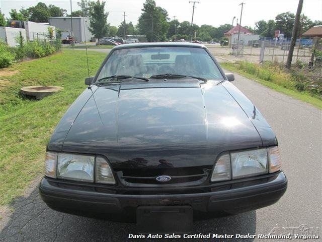 1989 Black Ford Mustang Hatchback