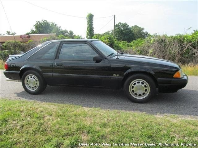 1989 Black Ford Mustang Hatchback