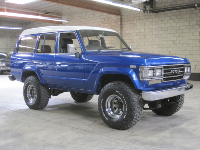 1980 Blue Metalic Toyota Land Cruiser SUV
