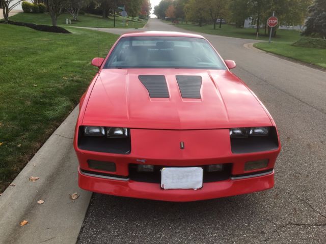 1989 Red Chevrolet Camaro