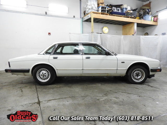 1989 White Jaguar XJ --