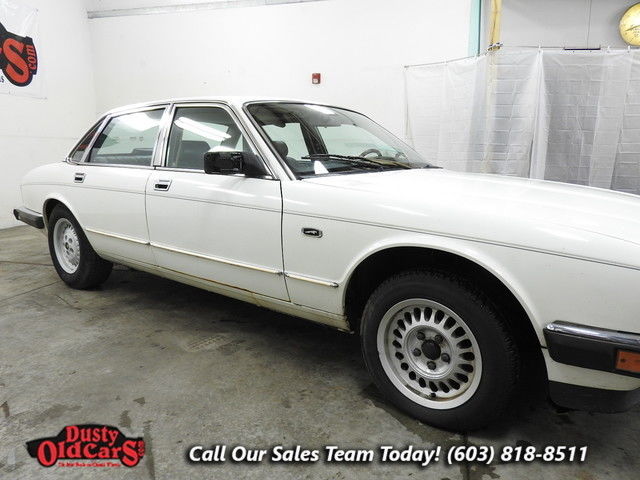 1989 White Jaguar XJ --