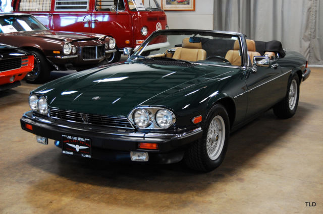 1989 White Jaguar XJ --