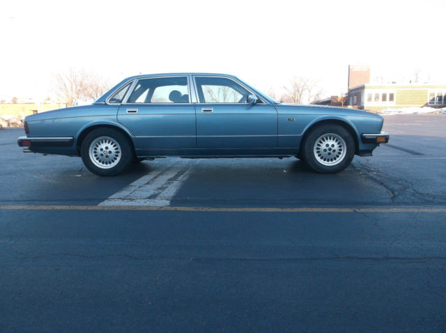1989 Blue Jaguar XJ6 Sedan